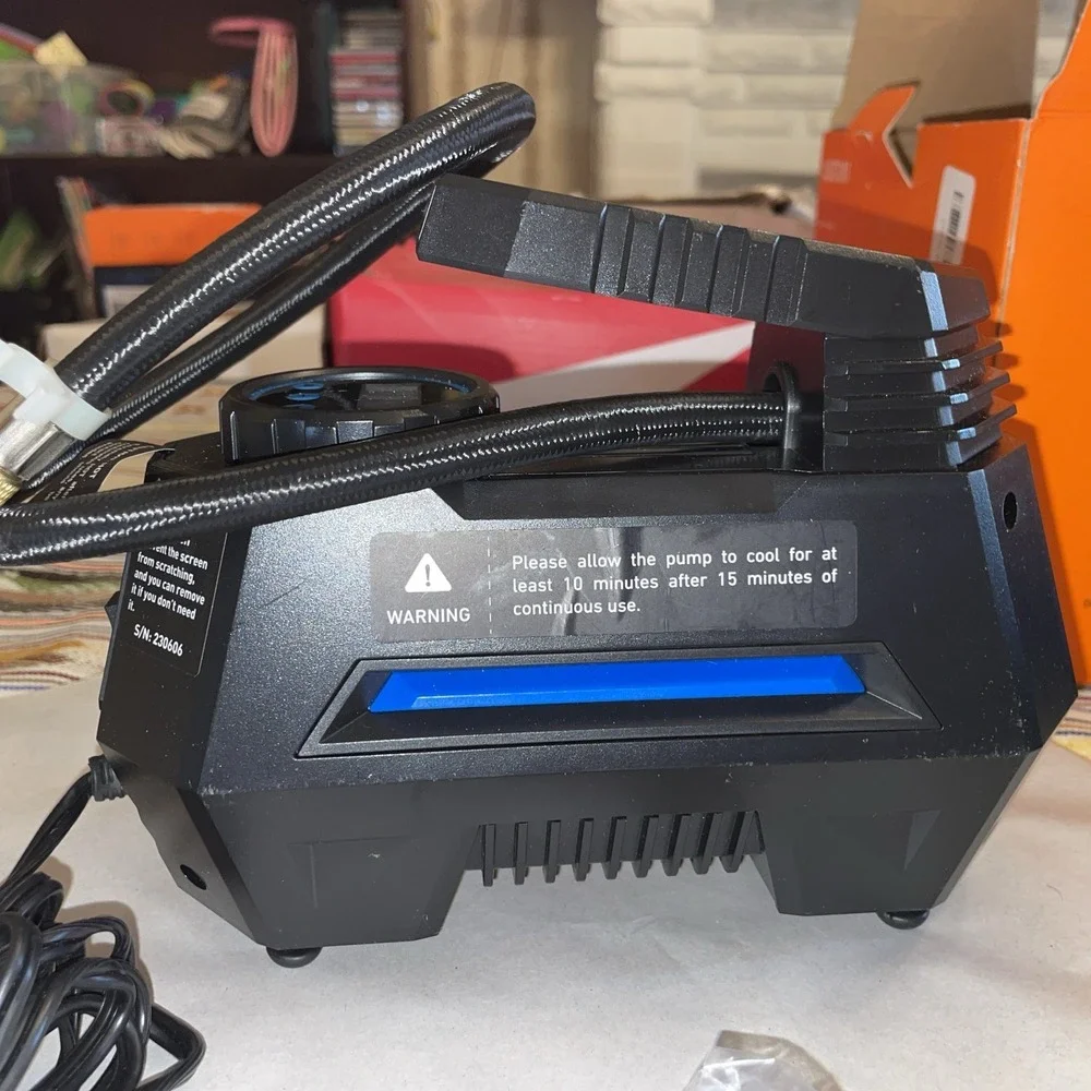 AstroAI Portable Car Air Pump CZK-3631 | 35 L/Min | with Accessories